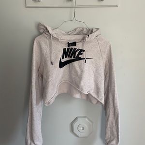 Cropped Nike hoodie